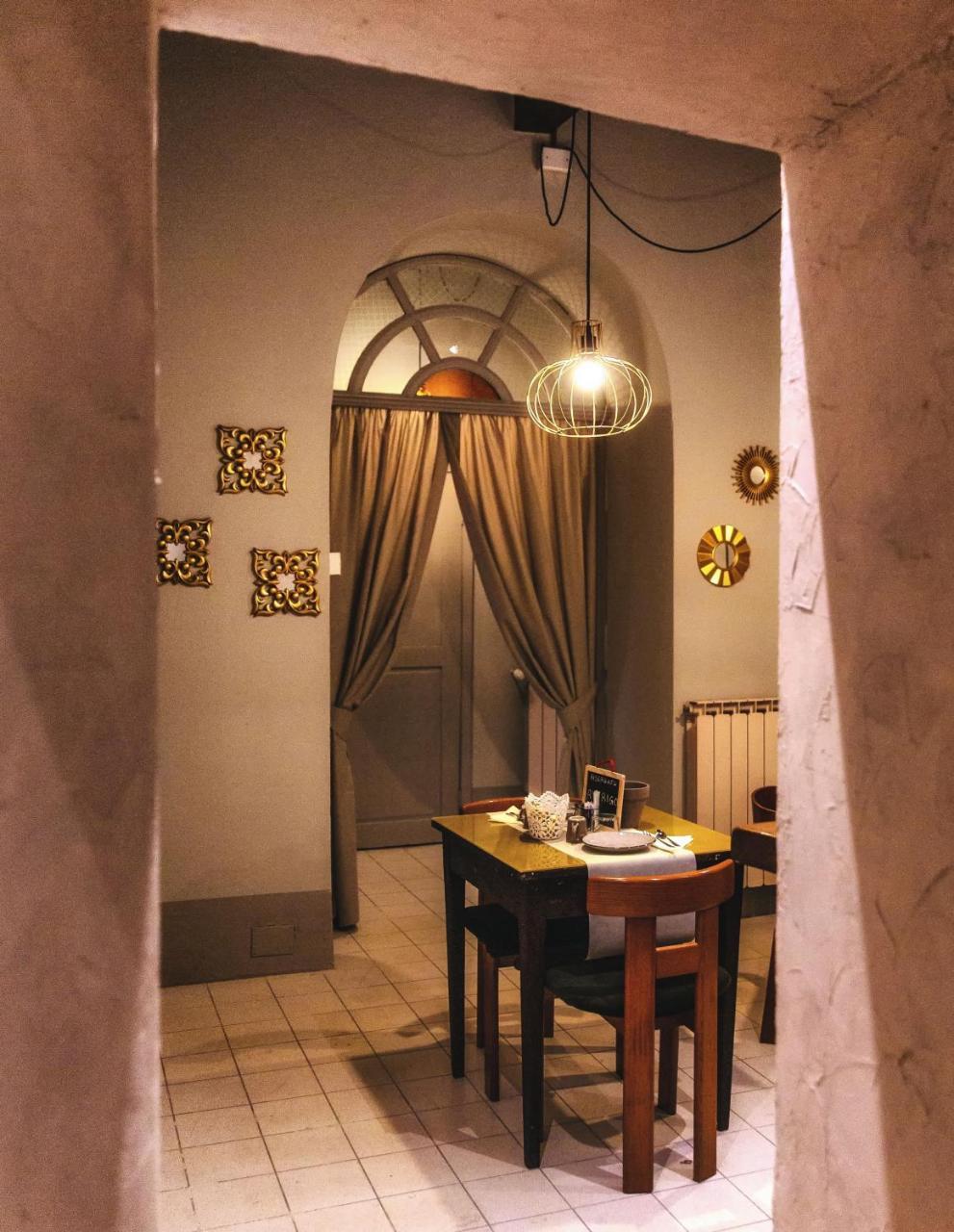 Ca De Guelfi Residenza D'Epoca Bed & Breakfast อาเรซโซ ภายนอก รูปภาพ