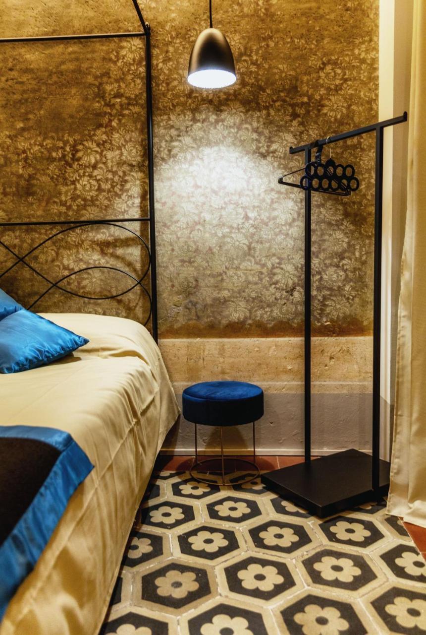 Ca De Guelfi Residenza D'Epoca Bed & Breakfast อาเรซโซ ภายนอก รูปภาพ