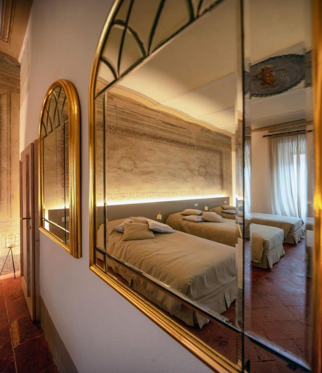 Ca De Guelfi Residenza D'Epoca Bed & Breakfast อาเรซโซ ภายนอก รูปภาพ