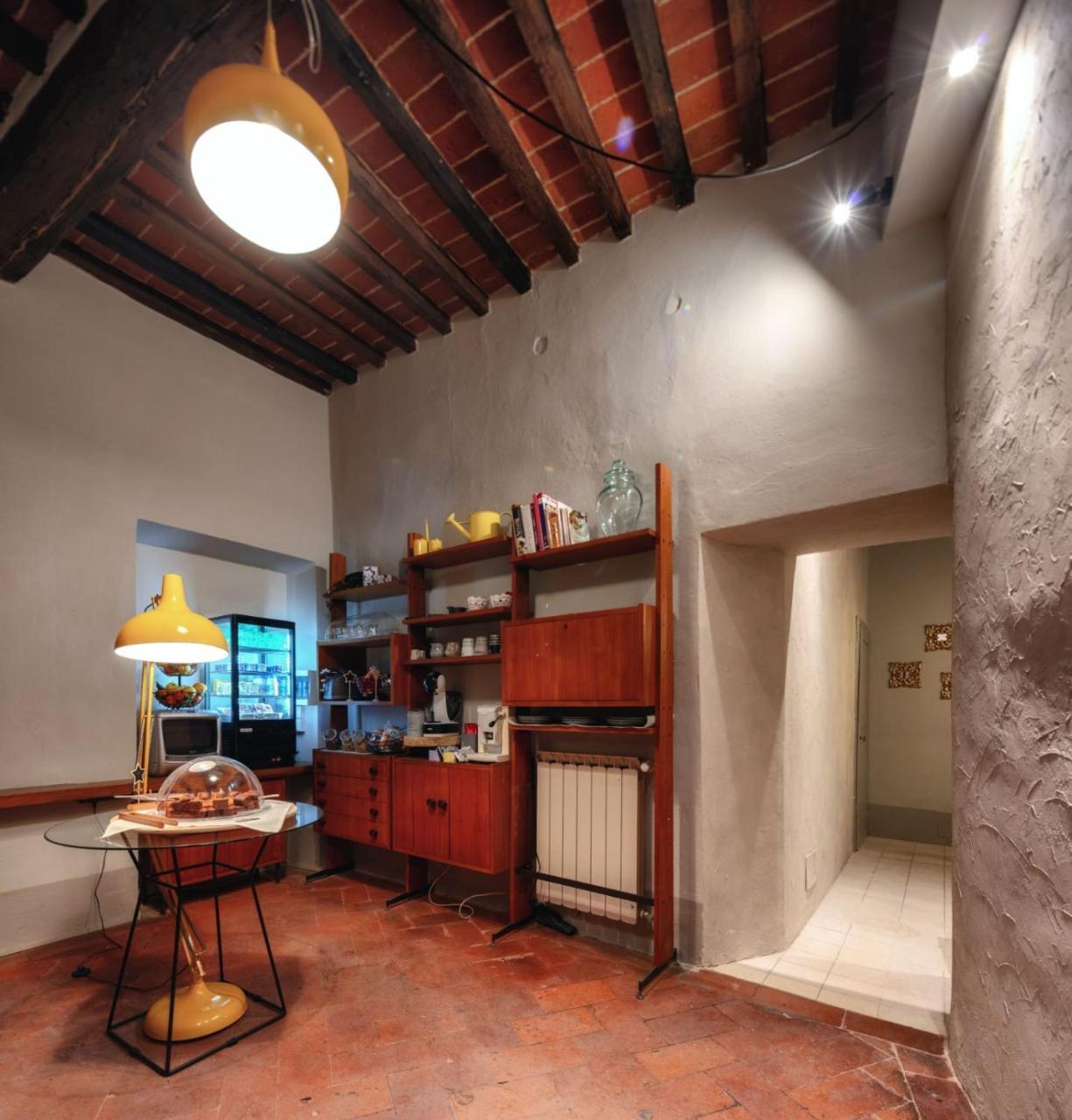 Ca De Guelfi Residenza D'Epoca Bed & Breakfast อาเรซโซ ภายนอก รูปภาพ